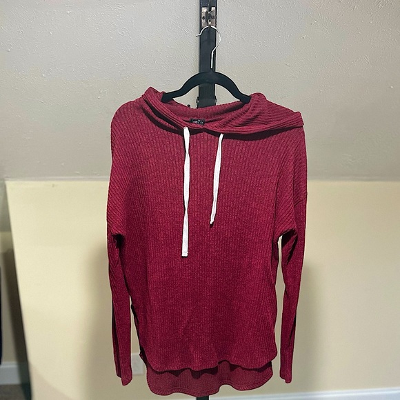 Rue21 | Tops | Maroon Rue2 Sweater 